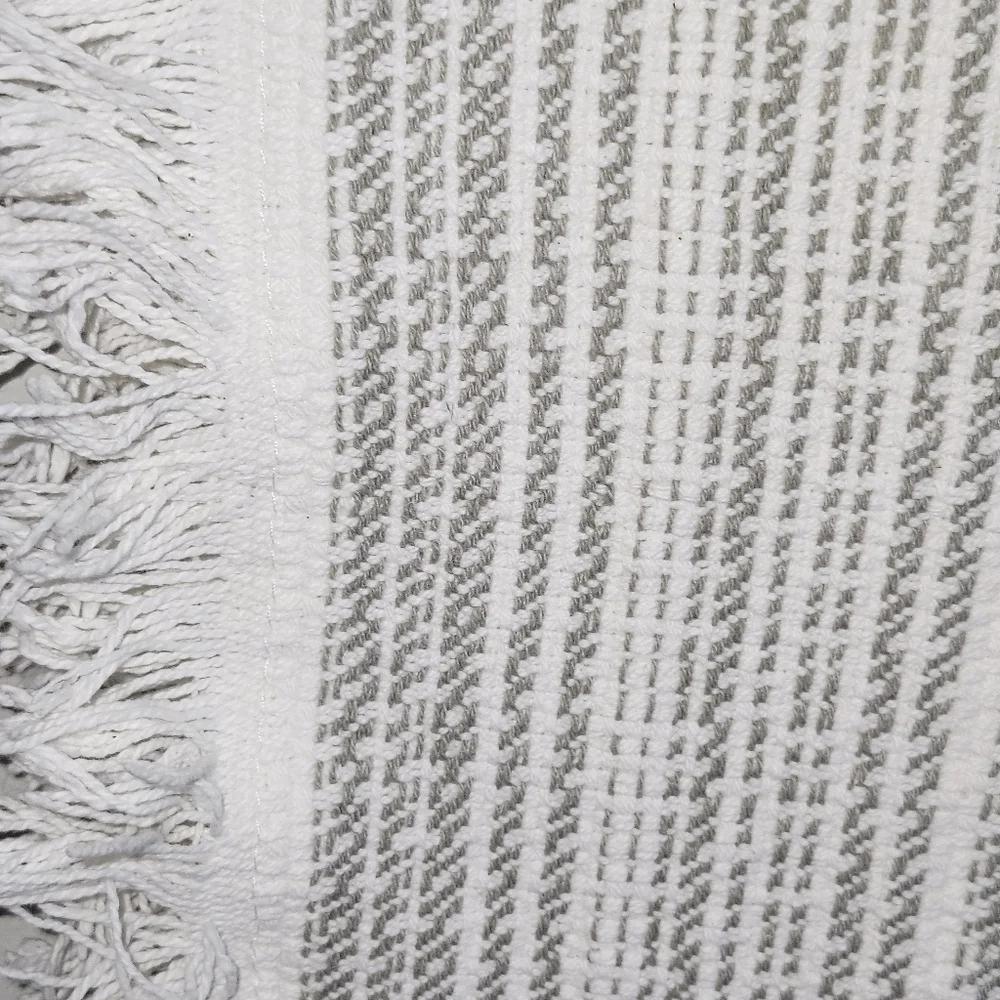 Elegant White and Gray Table Runner